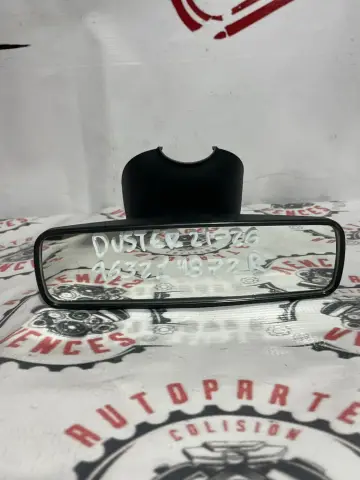 ESPEJO RETROVISOR SUPERIOR RENAULT DUSTER 21-26 usada original