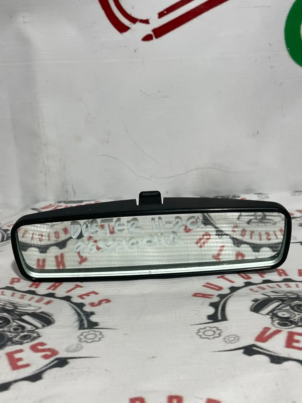 ESPEJO RETROVISOR SUPERIOR RENAULT DUSTER 11-20. Fotografía 1