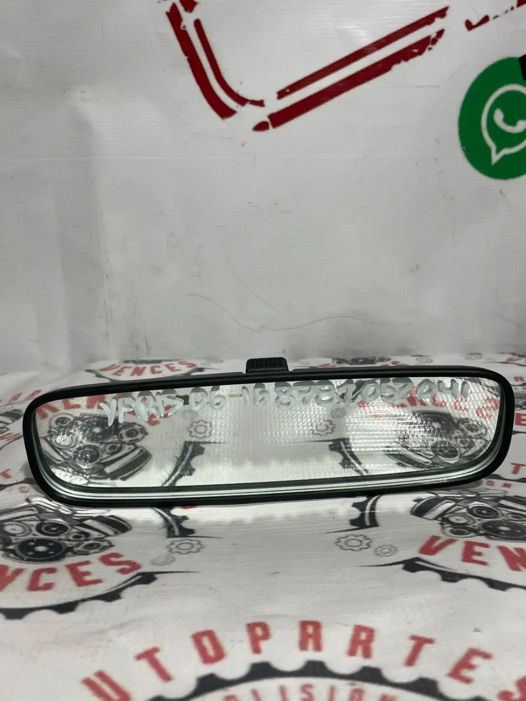 ESPEJO RETROVISOR SUPERIOR TOYOTA YARIS 06-16. Fotografía 1