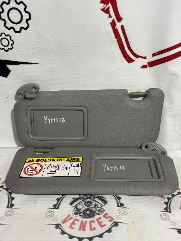 VISERAS / PARASOL DELANTERO TOYOTA YARIS 12-18 usada original