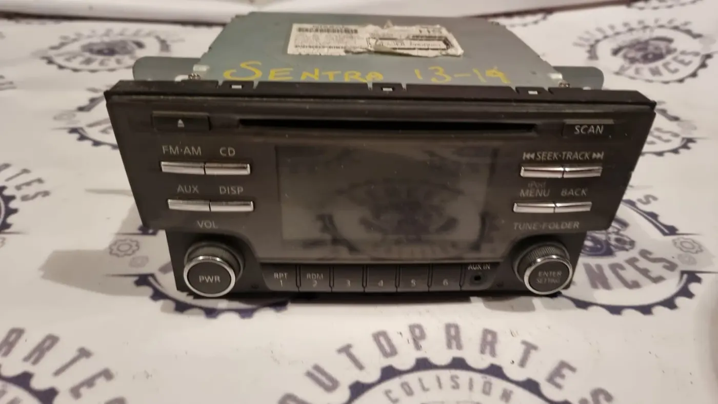 ESTEREO DELANTERO NISSAN SENTRA 13-16. Fotografía 1