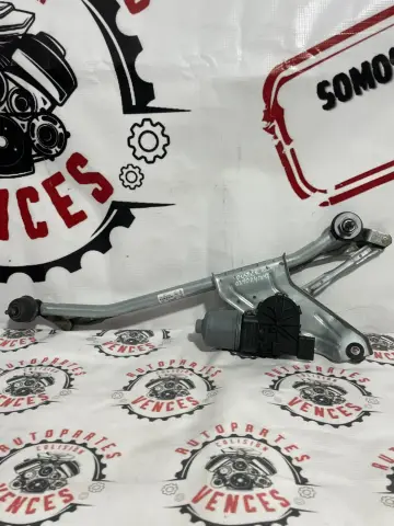 MOTOR LIMPIAPARABRISAS DELANTERO RENAULT DUSTER 10-19 usada original