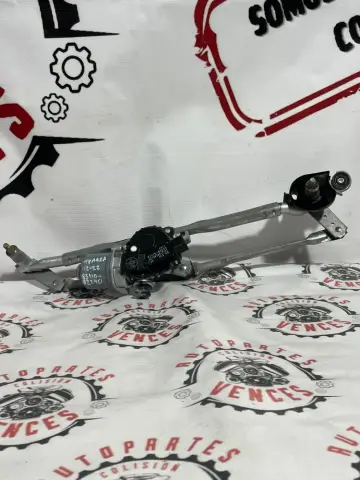 MOTOR LIMPIAPARABRISAS DELANTERO TOYOTA AVANZA 12-22 usada original