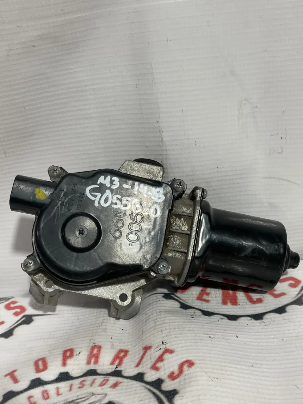 MOTOR LIMPIAPARABRISAS DELANTERO MAZDA M3 14-18. Fotografía 1