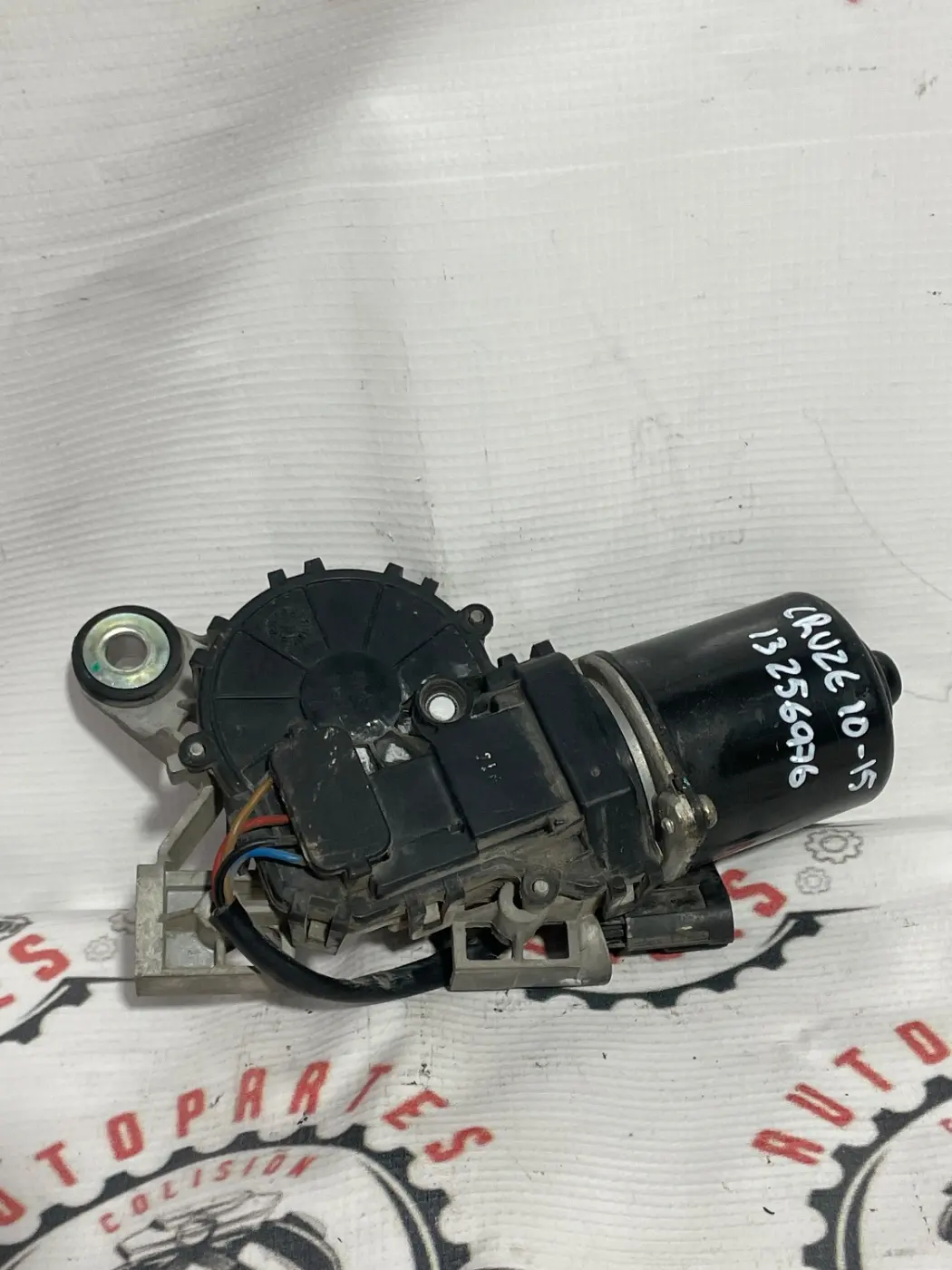 MOTOR LIMPIAPARABRISAS DELANTERO CHEVROLET CRUZE 10-15. Fotografía 1