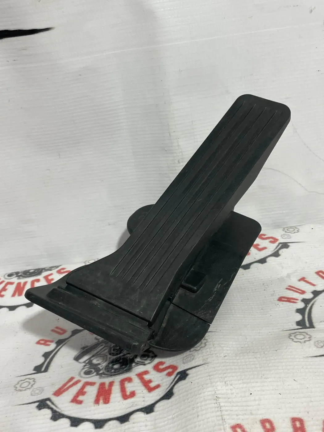 PEDAL ACELERADOR ELECTRONICO DELANTERO MAZDA CX5 17-21. Fotografía 1