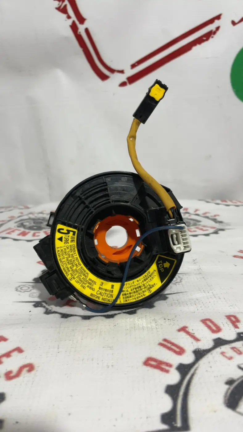 RESORTE RELOJ DE AIRBAG DELANTERO TOYOTA AVANZA 07-15. Fotografía 1