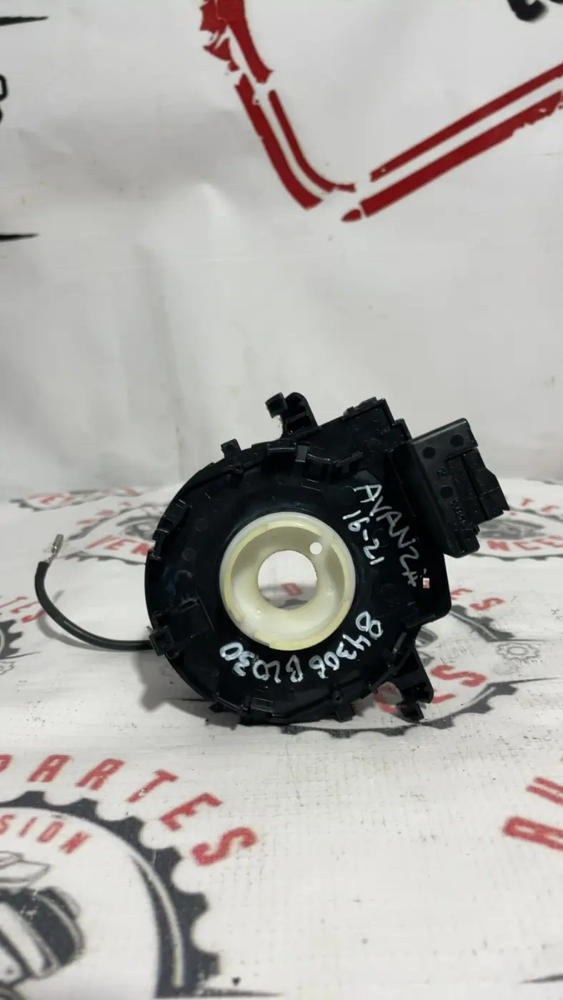 RESORTE RELOJ DE AIRBAG DELANTERO TOYOTA AVANZA 16-21. Fotografía 1