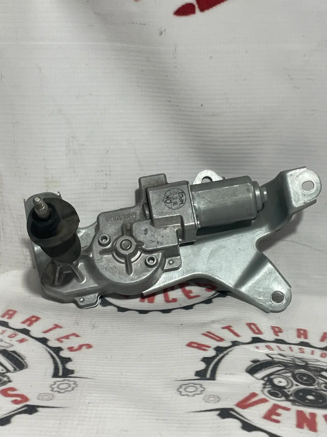 MOTOR LIMPIAPARABRISAS TRASERO HONDA FIT 15-20. Fotografía 1