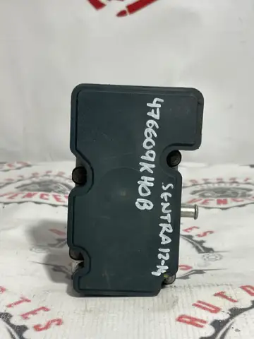 MODULO ABS DELANTERO NISSAN SENTRA 13-19 usada original
