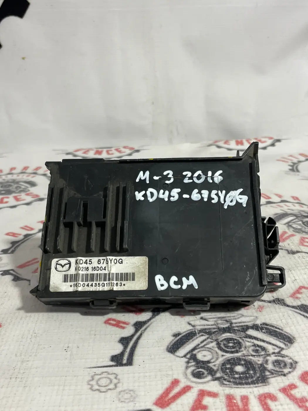 MODULO DE CONTROL DE CARROCERIA (BCM) CENTRAL MAZDA M3 14-18. Fotografía 1