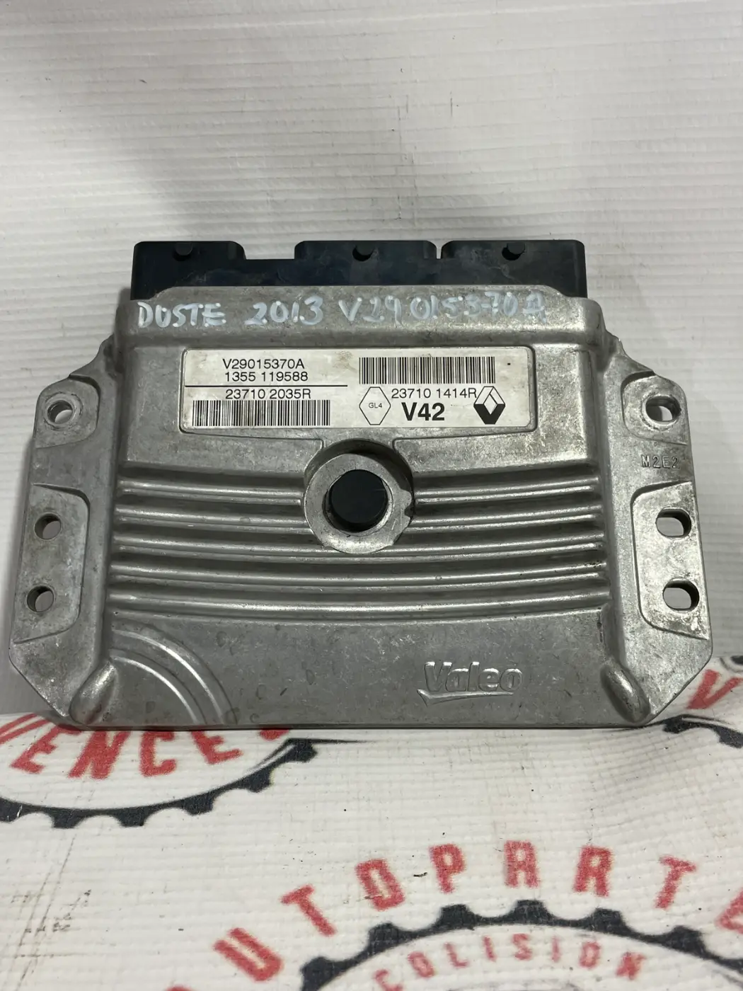 COMPUTADORA DE MOTOR ECU CENTRAL RENAULT DUSTER 13-16. Fotografía 1
