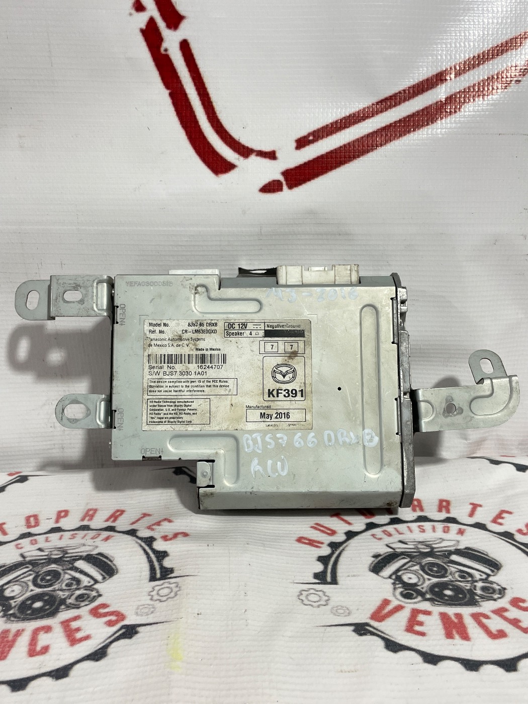 MODULO DE RADIO/TUNER CENTRAL MAZDA M3 14-18. Fotografía 1