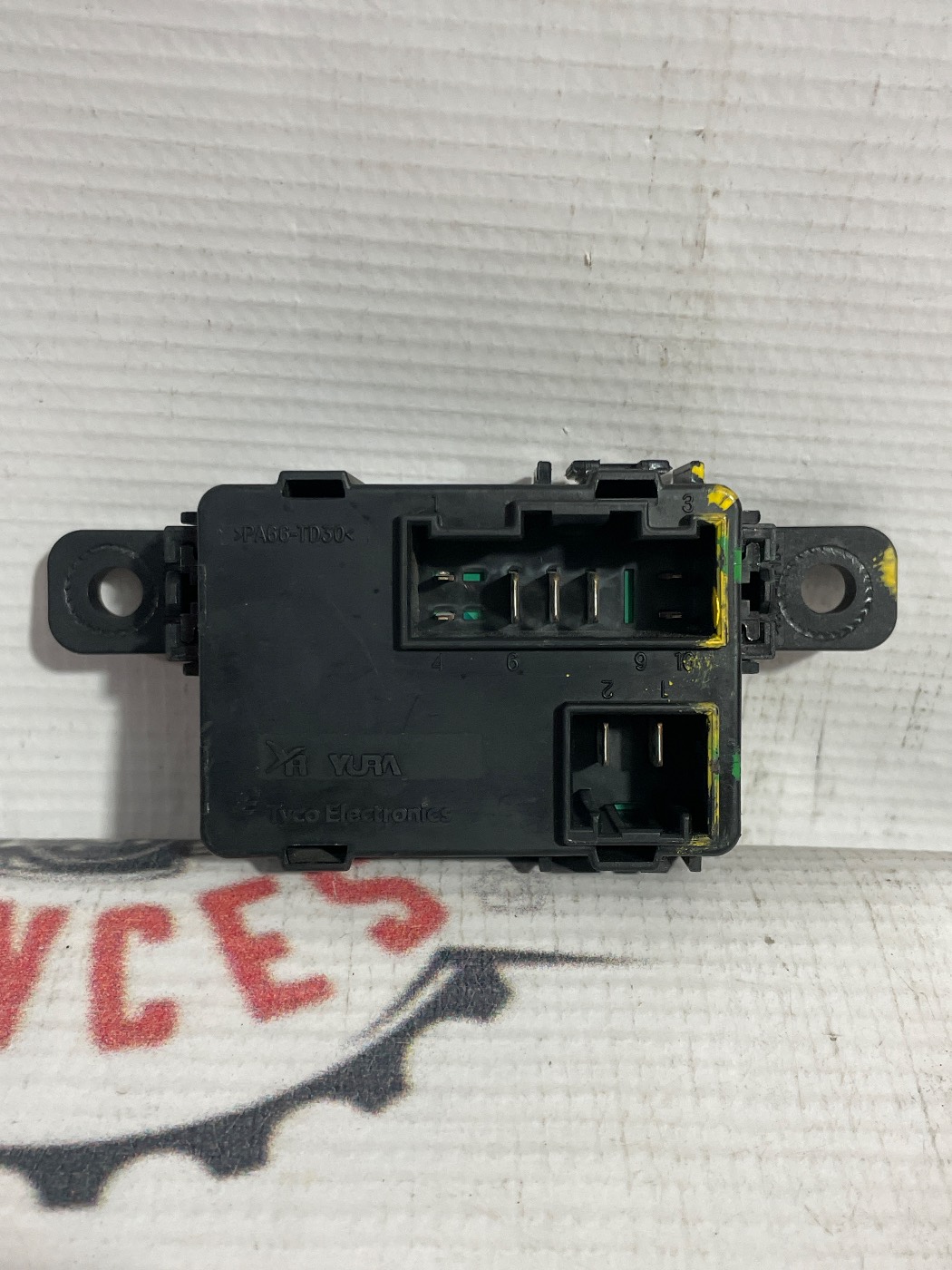 MODULO CAJA DE RELEVADORES PDM CENTRAL HYUNDAI ACCENT 18-22. Fotografía 1