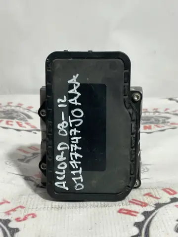 MODULO ABS DELANTERO HONDA ACCORD 08-12 usada original