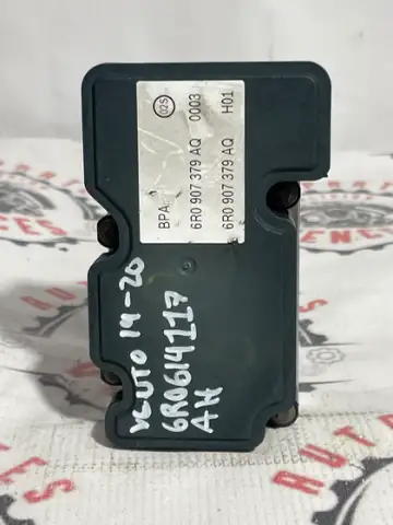 MODULO ABS DELANTERO VW VENTO 14-20 usada original