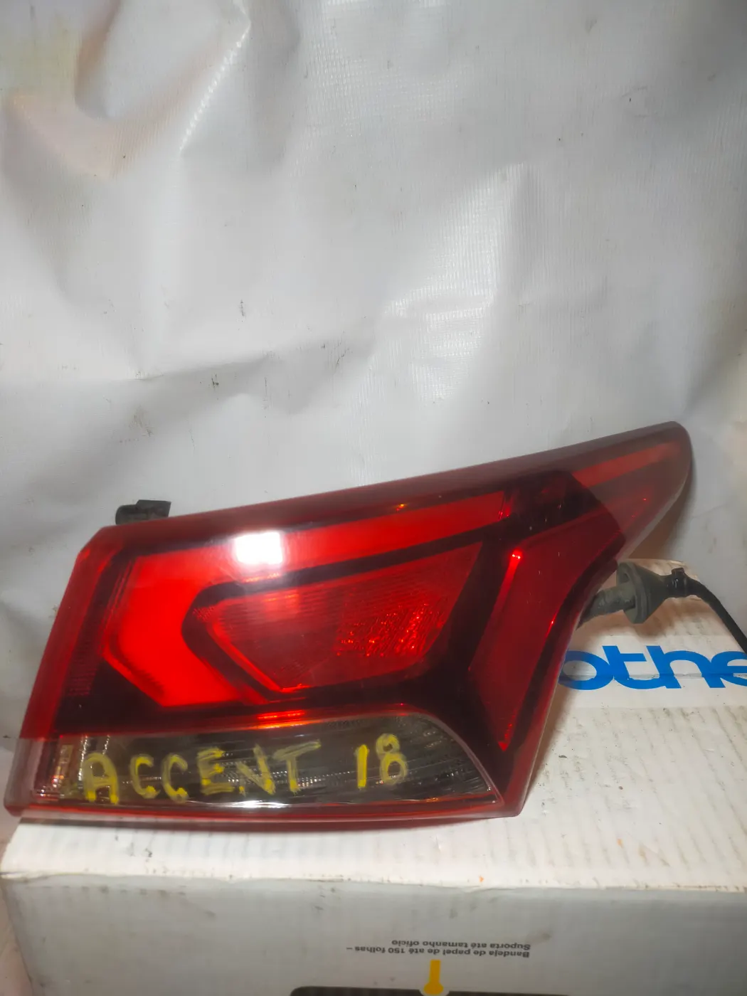 CALAVERA DERECHO HYUNDAI ACCENT 18-22. Fotografía 1