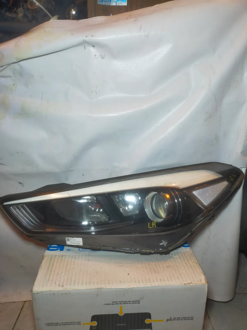FARO IZQUIERDO HYUNDAI TUCSON 16-18. Fotografía 1
