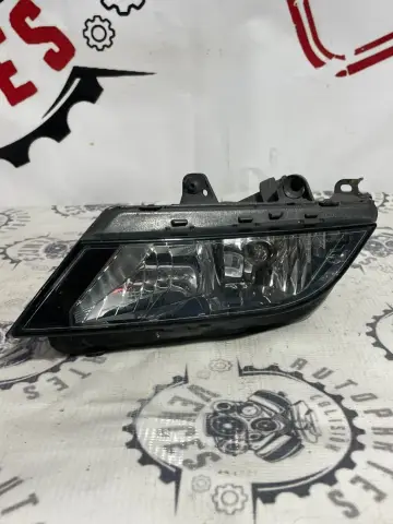 FARO ANTINIEBLA DERECHO SEAT IBIZA 13-17 usada original