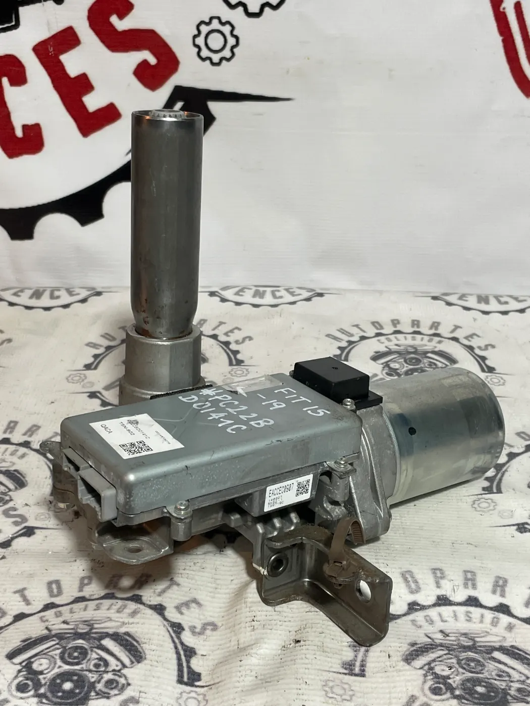 COLUMNA DE DIRECCION DELANTERO HONDA FIT 15-19. Fotografía 1