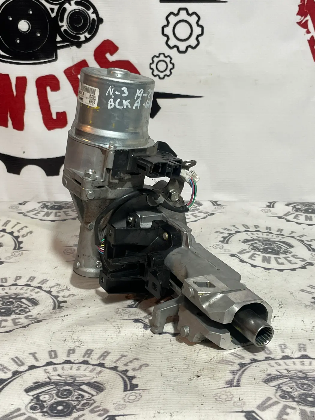 COLUMNA DE DIRECCION DELANTERO MAZDA M3 19-24. Fotografía 1
