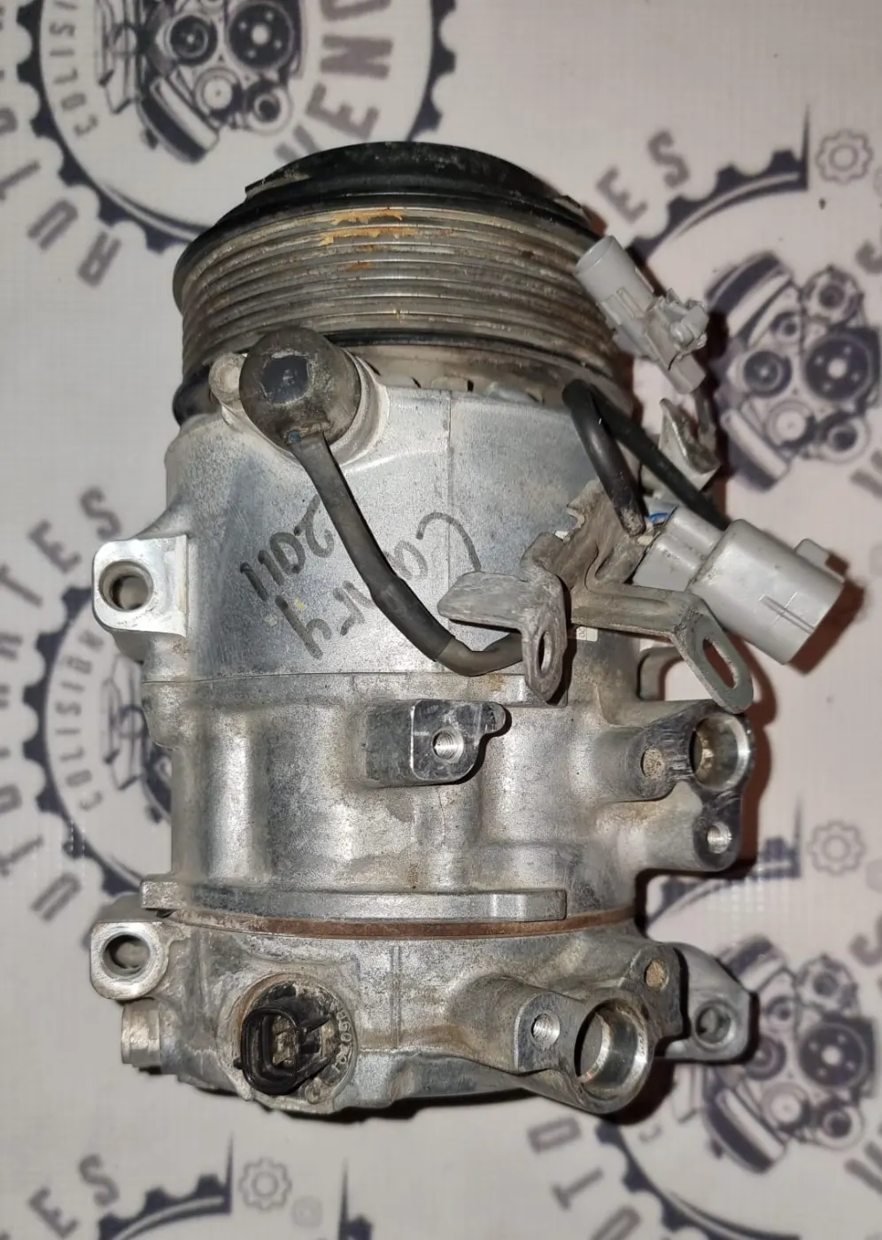 COMPRESOR DE A/C DELANTERO TOYOTA CAMRY 08-11. Fotografía 1