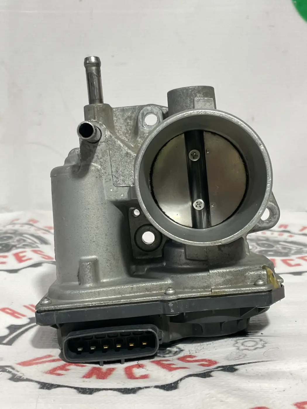 CUERPO DE ACELERACION DELANTERO TOYOTA AVANZA 16-22. Fotografía 1