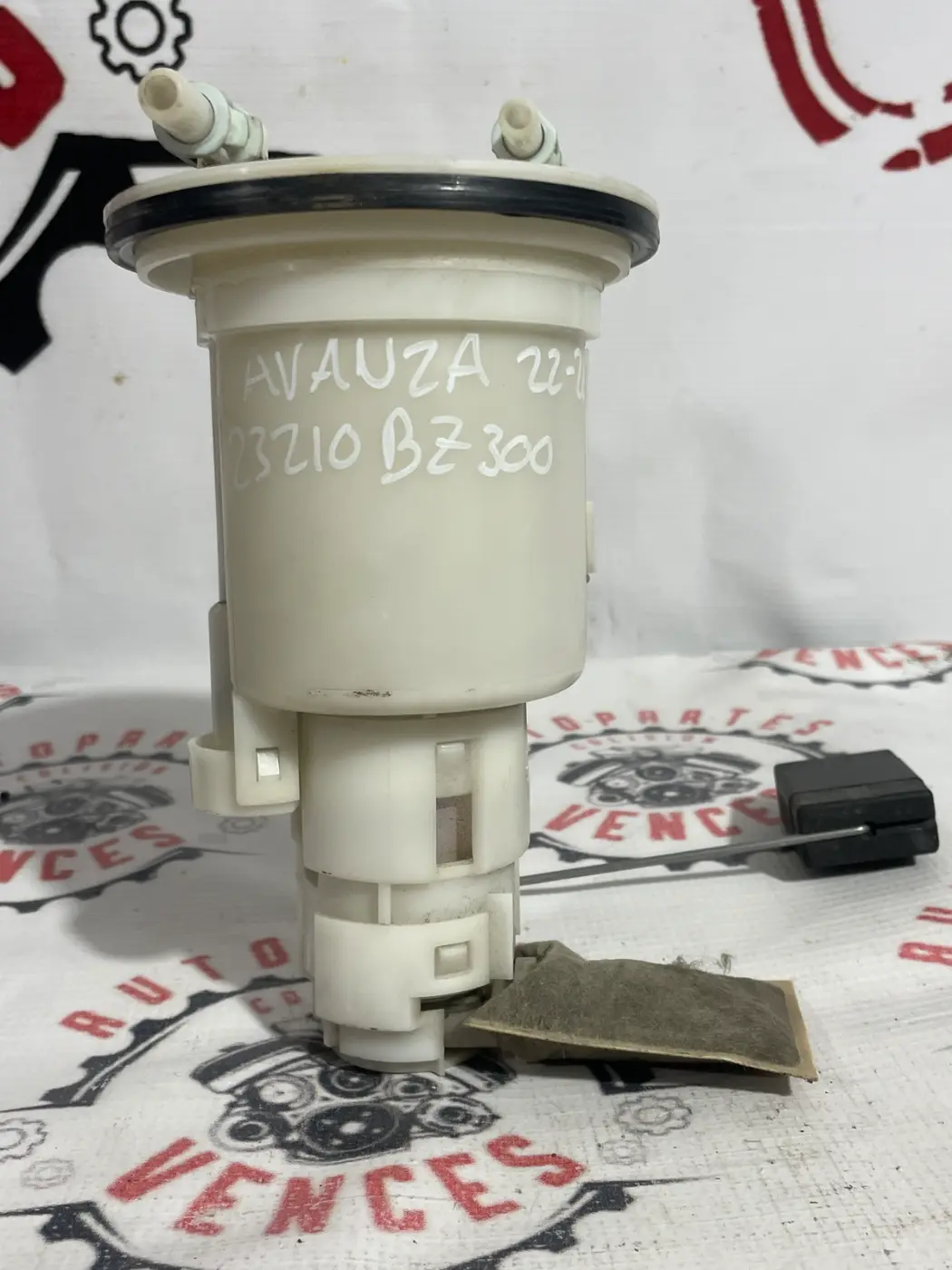 BOMBA DE GASOLINA TRASERO TOYOTA AVANZA 22-26. Fotografía 1