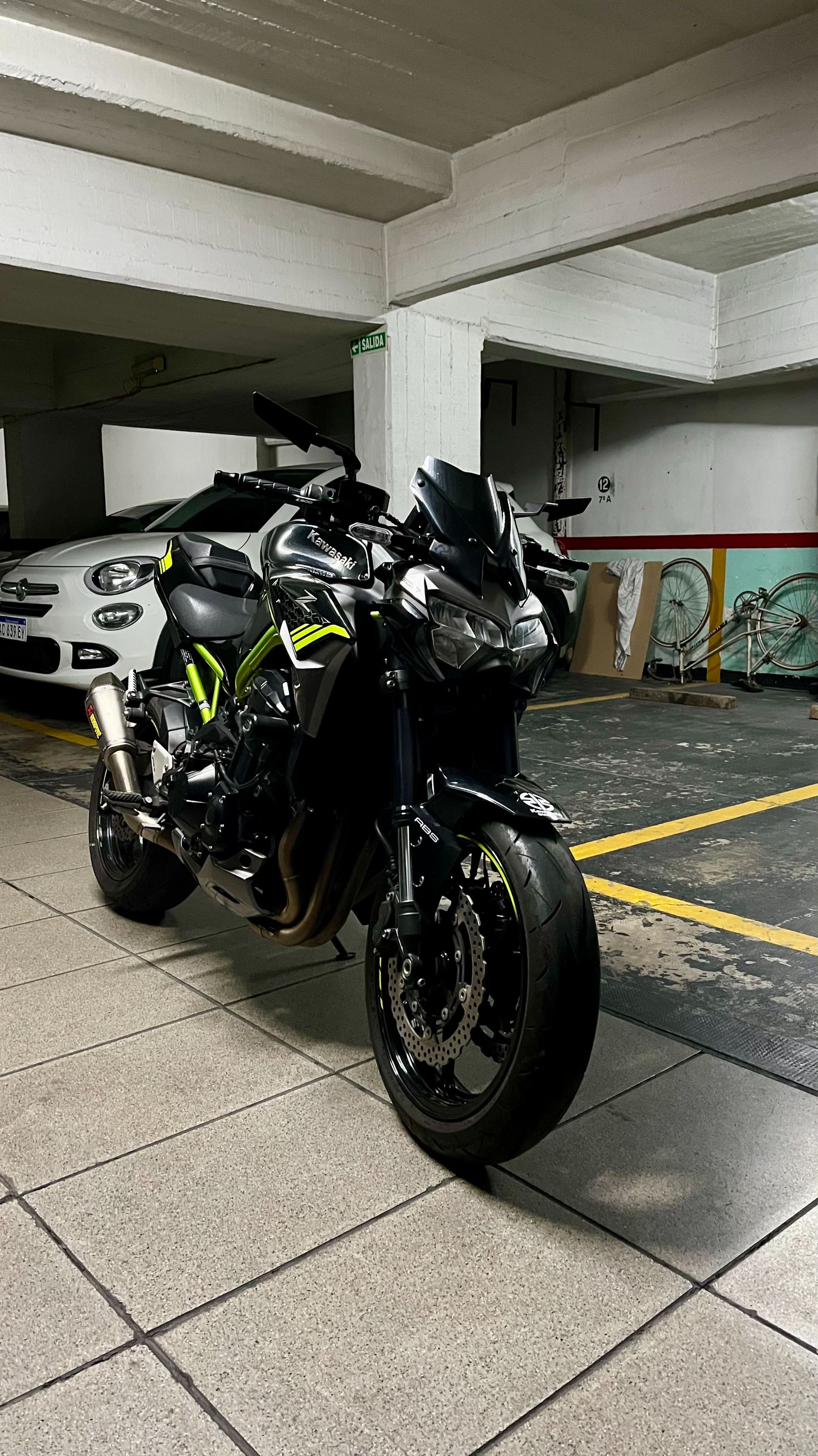 Kawasaki Z900
