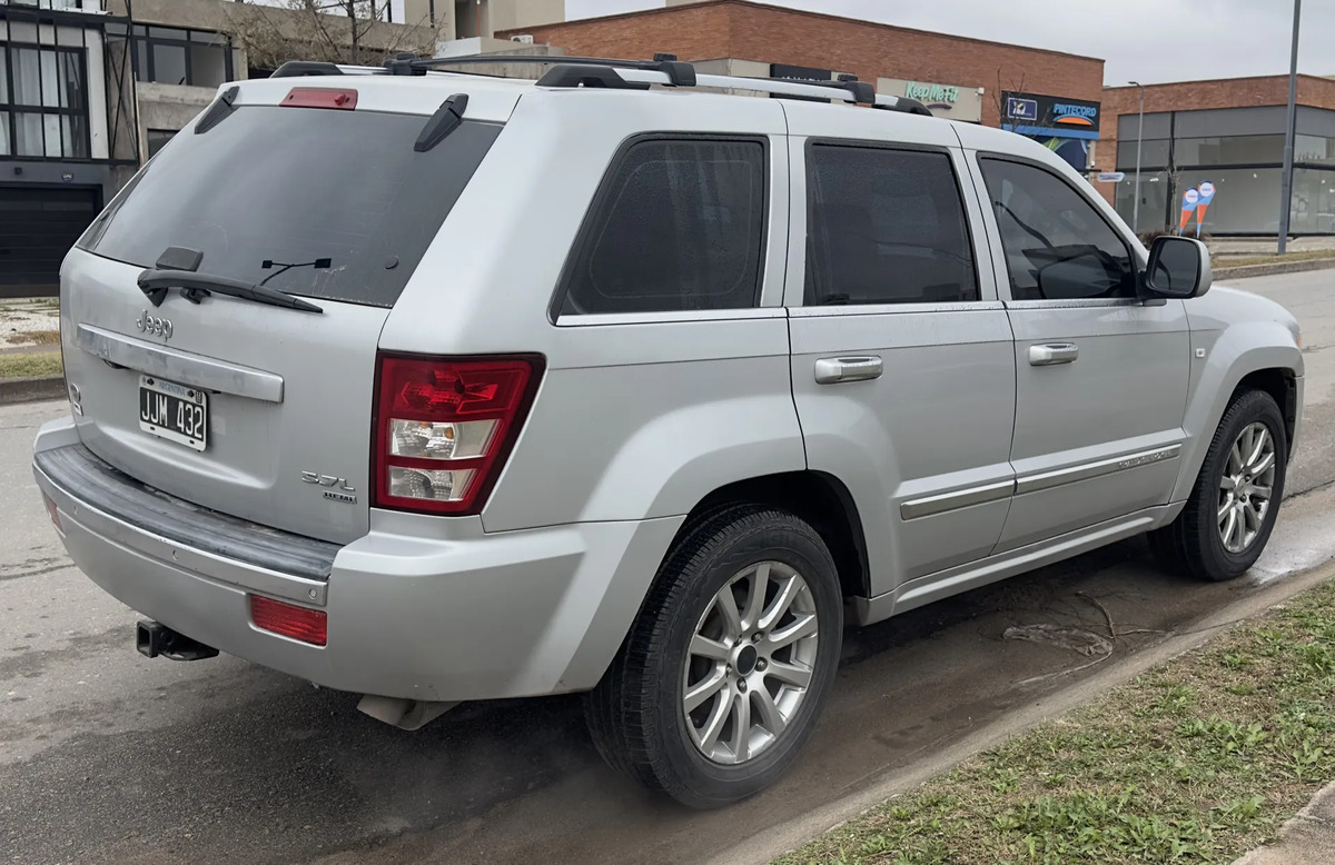 2010 Jeep Grand Cherokee - Foto 3
