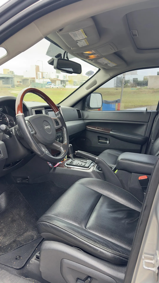 2010 Jeep Grand Cherokee - Foto 5