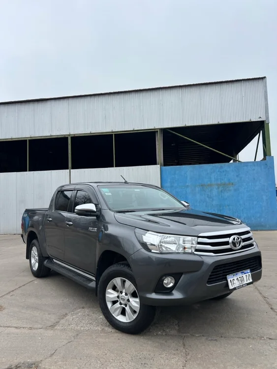 2017 Toyota Hilux