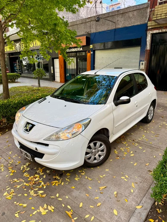 2015 Peugeot 207 Compact