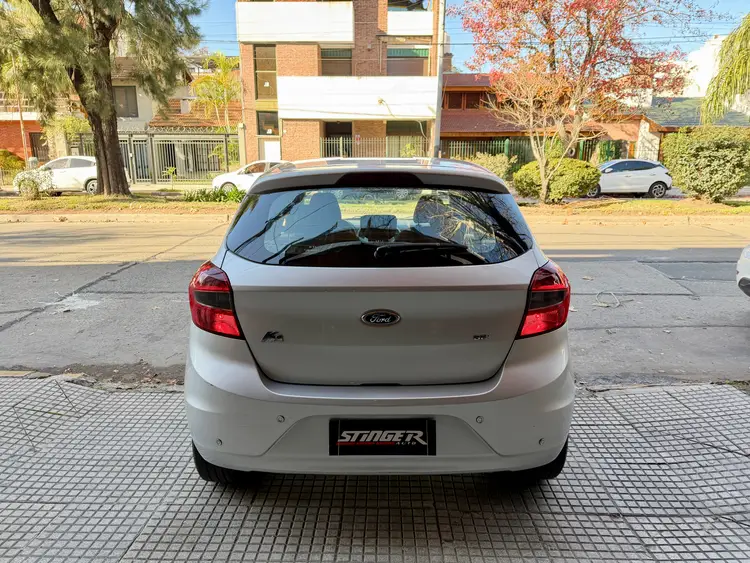 Miniatura 7