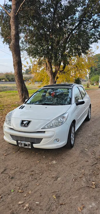 2012 Peugeot 207 Compact