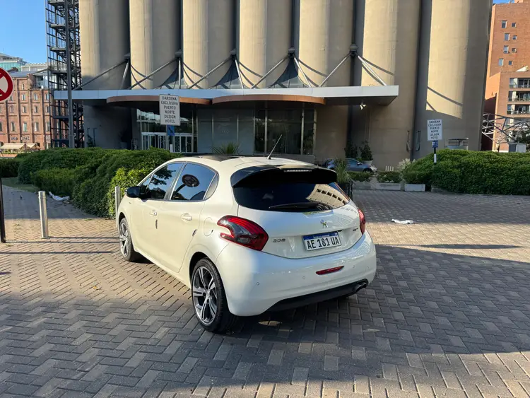 2020 Peugeot 208