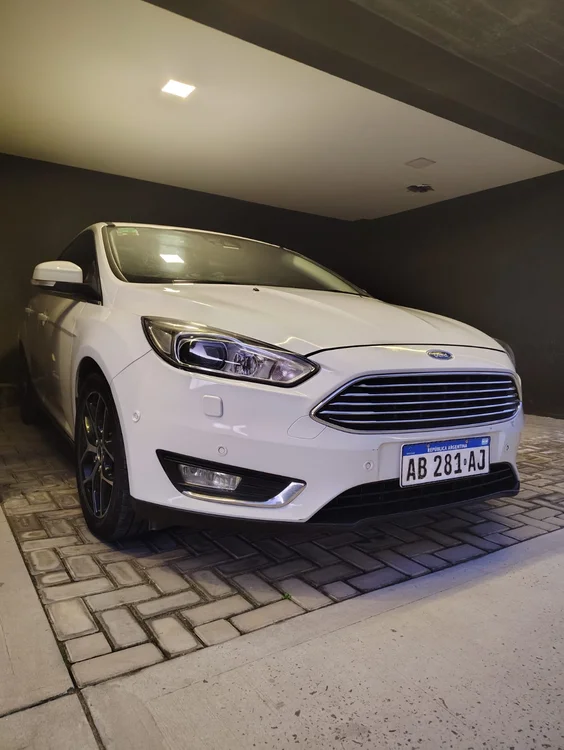 2017 Ford Focus - Foto 2