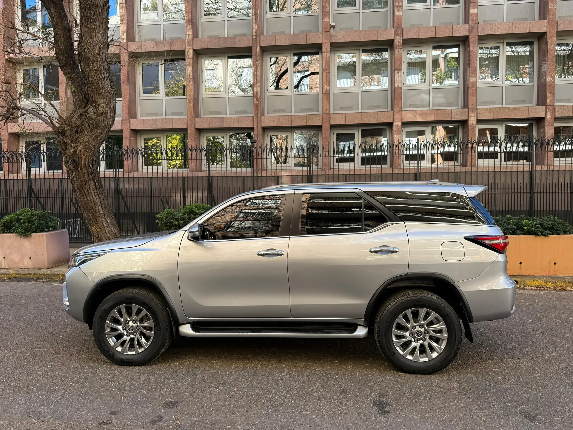 Miniatura 10