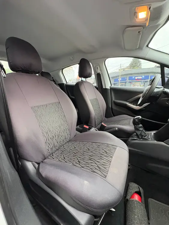 2018 Peugeot 208 - Foto 5