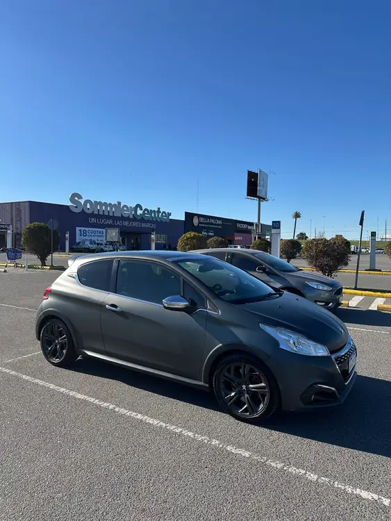 2017 Peugeot 208 GTi