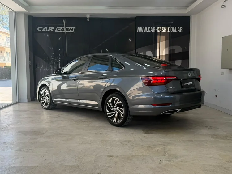 2019 Volkswagen Vento - Foto 3
