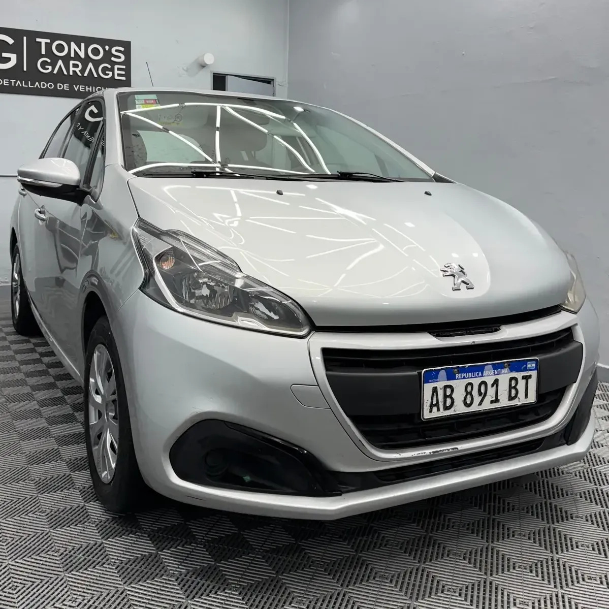 2017 Peugeot 208