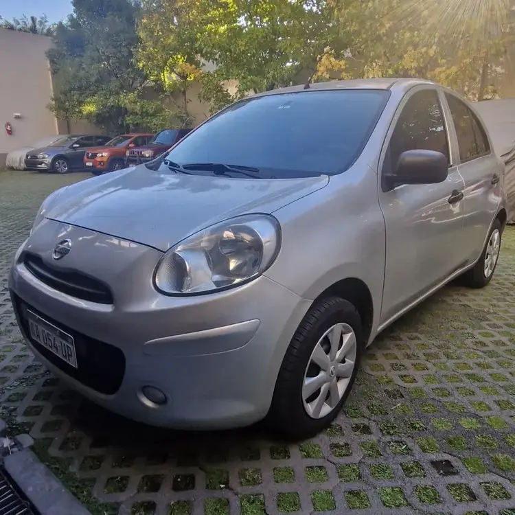 2016 Nissan March
