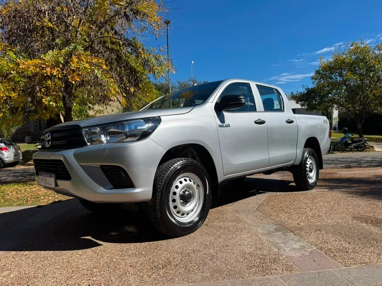 2025 Toyota Hilux