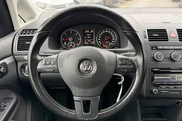 Volkswagen Touran 2,0TDI 103kW Life 5míst ZÁRUKA | Ojety... - fotografie 6