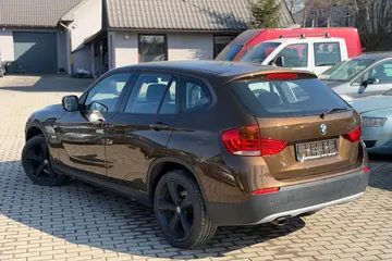 BMW X1 2,0TDI 130kW XDRIVE 2010 | Ojety vuz | AutoBukacek - fotografie 2