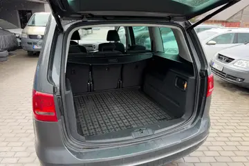 Volkswagen Sharan 2,0TDI 103kW Style 5míst | Ojety vuz |... - fotografie 9