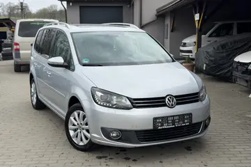 Volkswagen Touran 2,0TDI 103kW DSG Highline 5míst | Ojety... - fotografie 2