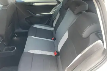Škoda Rapid Spaceback 1,0TSI 70KW | Ojety vuz | AutoBukacek - fotografie 5