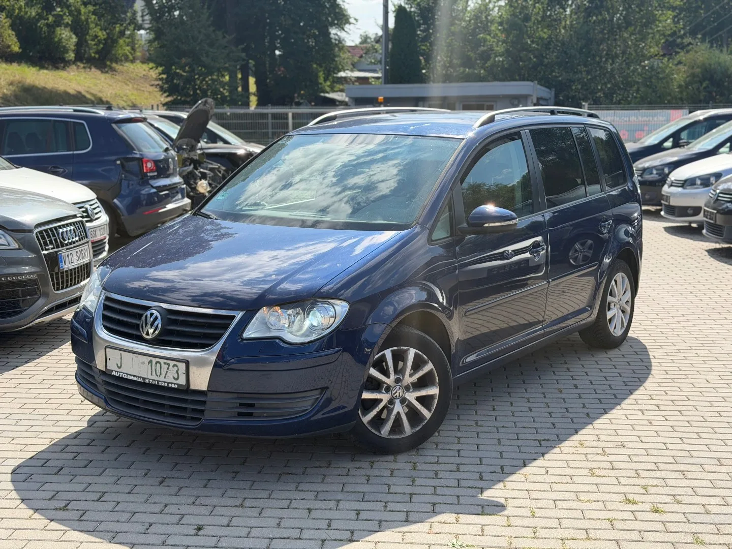 Volkswagen Touran 1,9TDI 77kW Freestyle 7míst - AutoBukáček